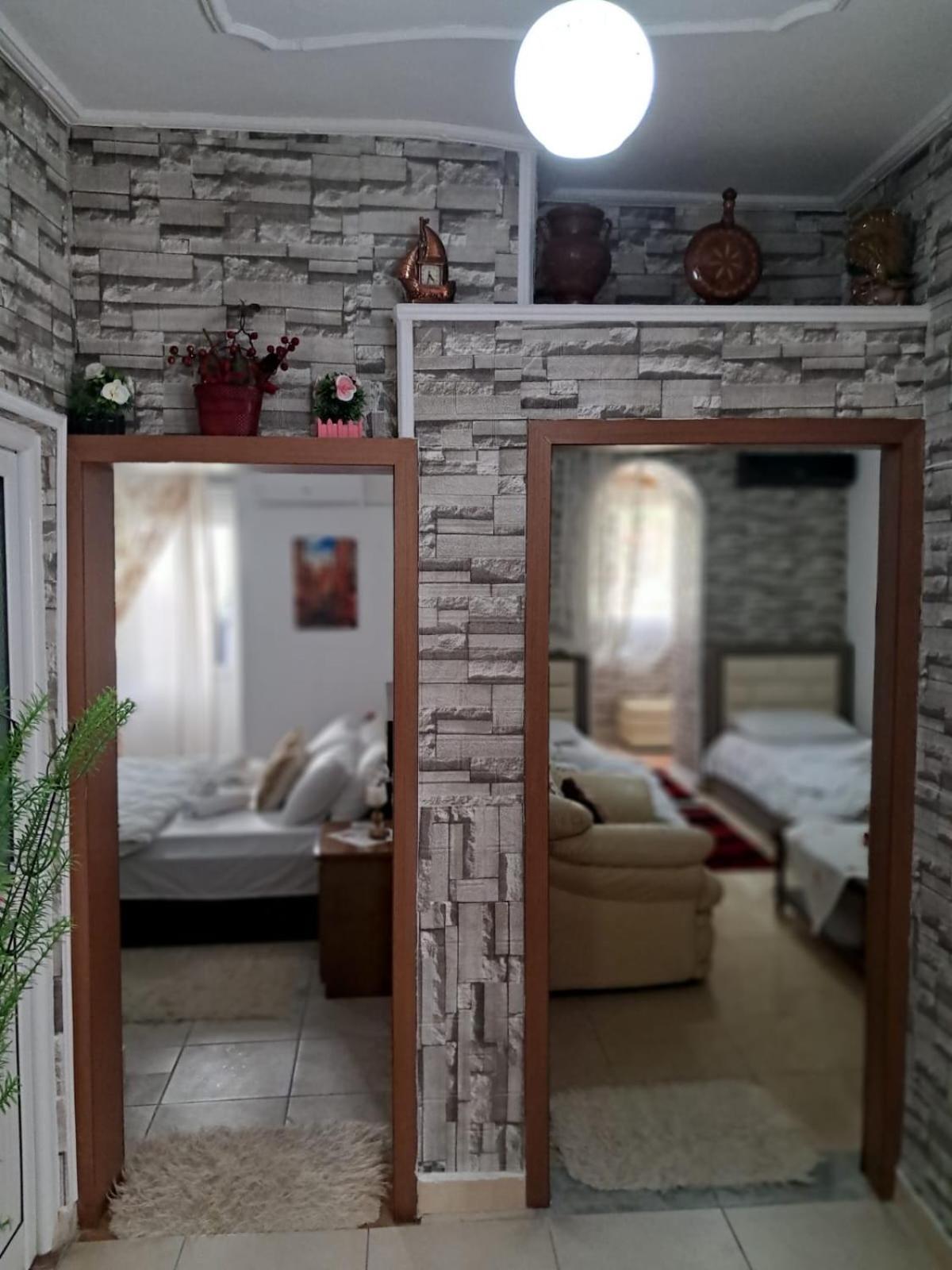 Olivia Guesthouse Gjirokaster Exterior photo